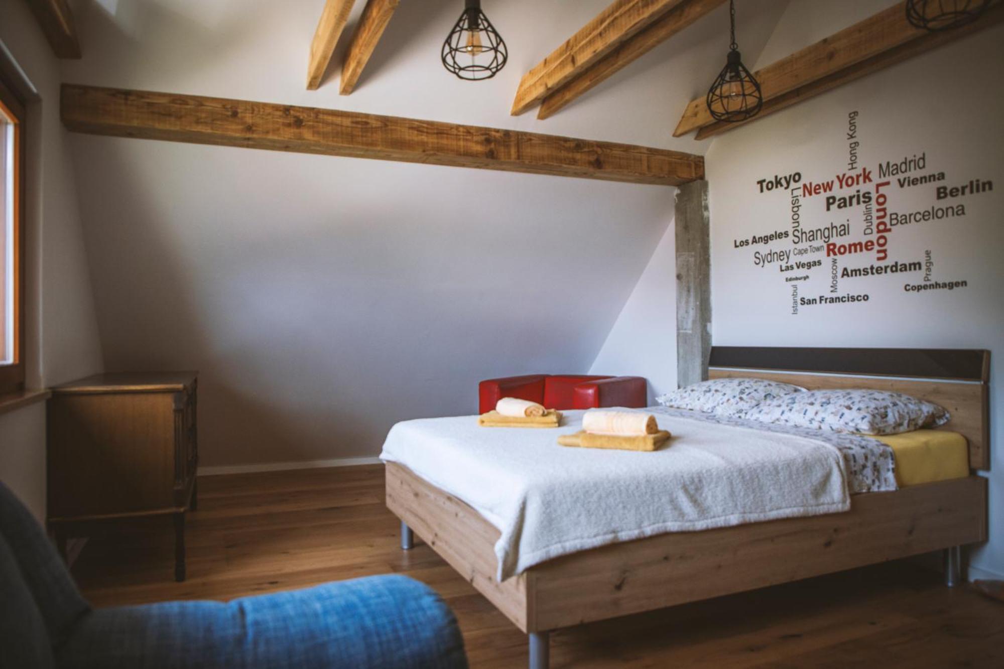 4 Sheeps Apartments Bovec Extérieur photo